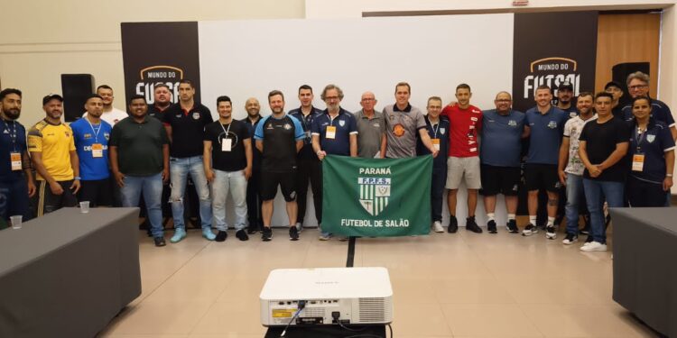 Representantes da AFI participam de arbitral a Federação Paranaense