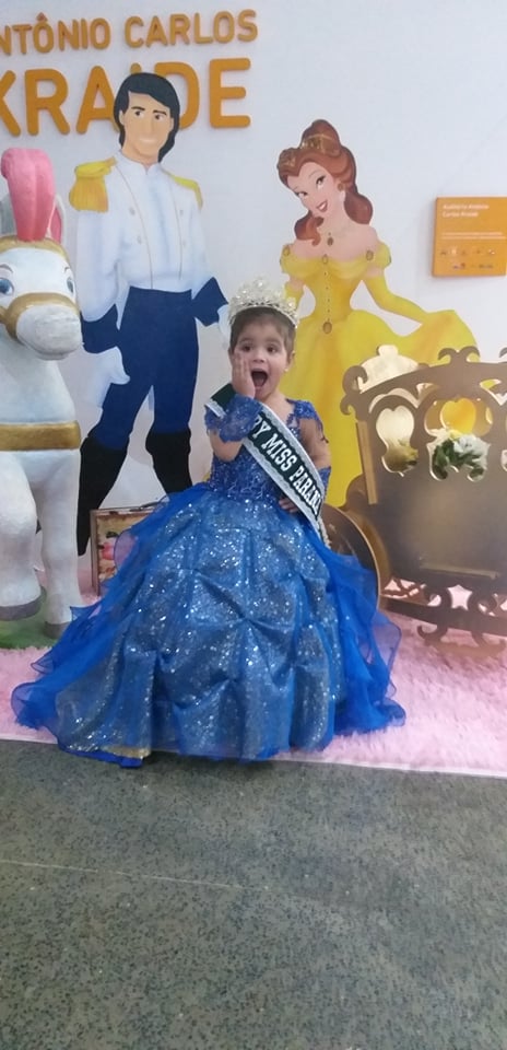 Paola Valentina Dias, de Itaipulândia, é eleita Miss Baby Paraná