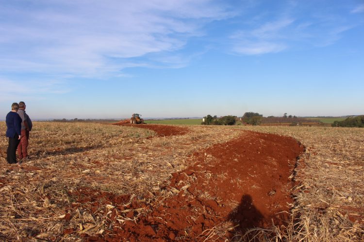 Prefeitura de Itaipulândia adquire novas máquinas para dinamizar serviços