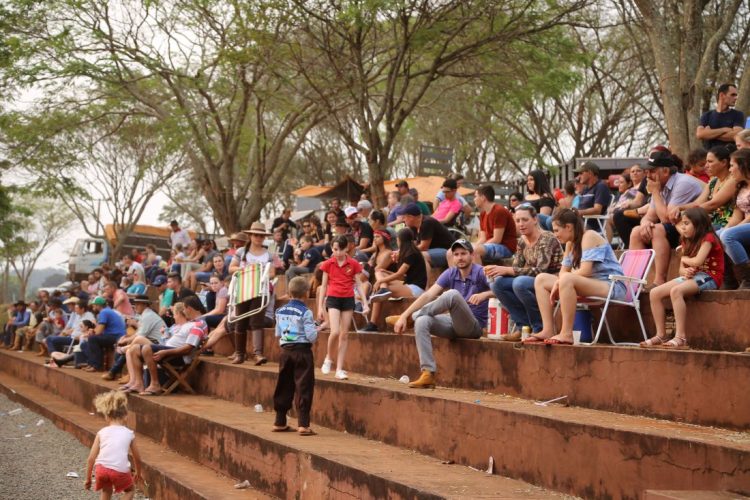 TRADIÇÃO: Rodeio Crioulo reúne tradicionalistas em Itaipulândia