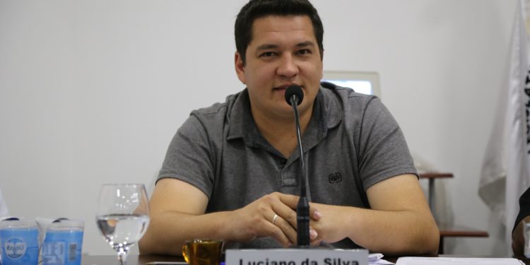 Vereador Luciano da Silva, Bode, solicita melhorias nos campos de futebol