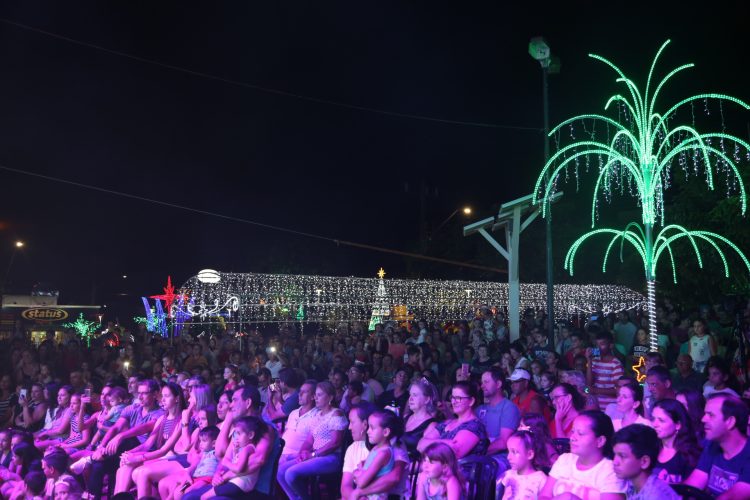 Itaipulândia abre o Natal Iluminado 2019 em grande estilo