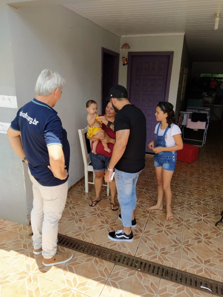 Ouvintes da Nativa FM 87,9 são premiados pela dupla Matheus e Ribeiro