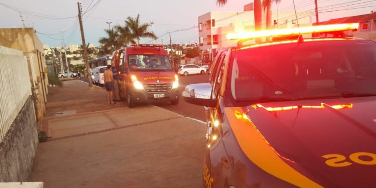 Bebê de 10 meses tem cerca de 40% do corpo queimado com água quente; Bombeiros foram mobilizados