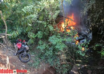 Incêndio destrói veículo envolvido no acidente com vítima fatal em Itaipulândia