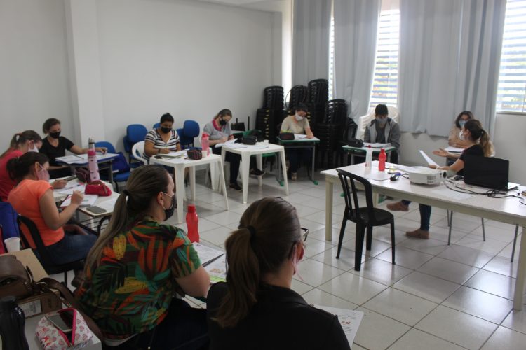 Ações pedagógicas para a rede municipal de ensino foram realizadas durante período de suspensão das aulas presenciais