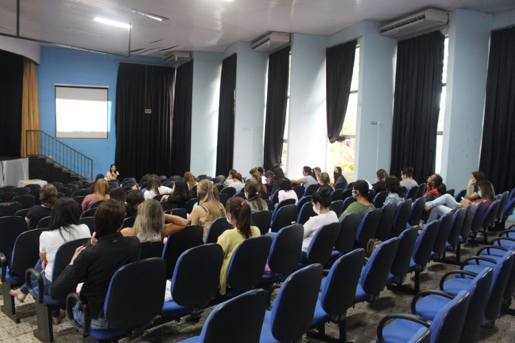 Ações pedagógicas para a rede municipal de ensino foram realizadas durante período de suspensão das aulas presenciais