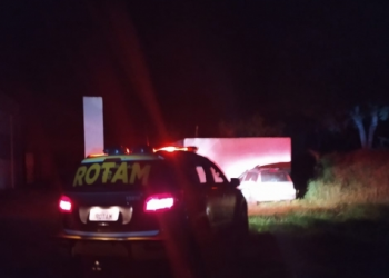 Itaipulândia: ROTAM recupera veículo furtado em Santa Catarina e apreende cigarros contrabandeados