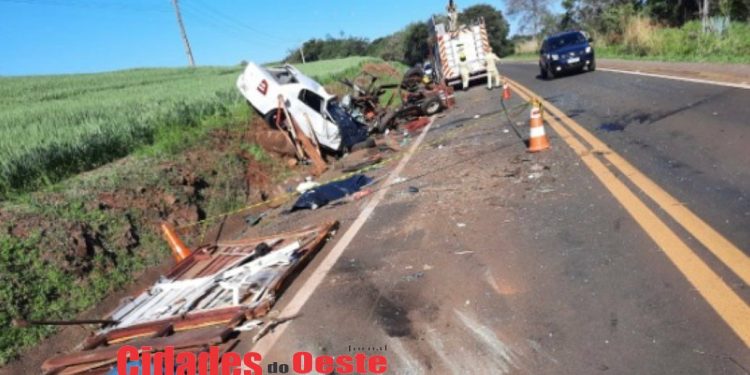 Acidente provoca morte de três pessoas e deixa quatro feridos