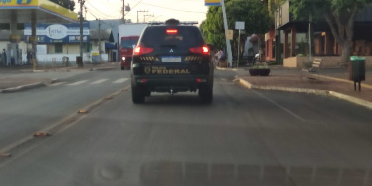 ATUALIZADA – Polícia Federal confirma duas prisões em flagrante além de apreensão de 03 armas e munições na Operação “Tripa”