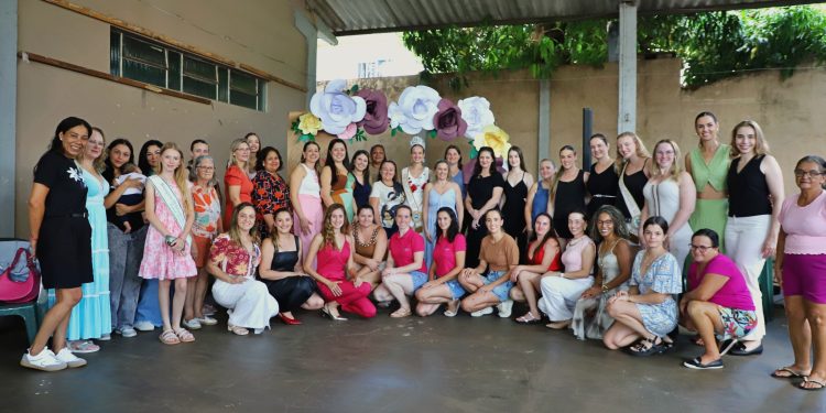 Primeiro encontro do Projeto “Mulheres que Florescem” reúne mulheres em Itaipulândia
