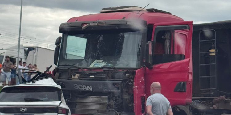 Menina de sete anos morre em grave acidente na BR-277, em Céu Azul