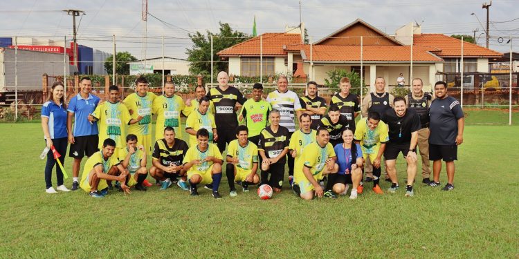 Escola Multi-Educar vence amistoso contra a Polícia Militar por 6 a 5